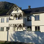 Nordre Fossheim Gard Utendors Vedfyrt Badstue * Hemsedal