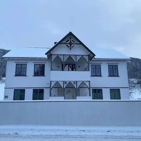 Nordre Fossheim Gard, Med Utendors Vedfyrt Badstue Apartman