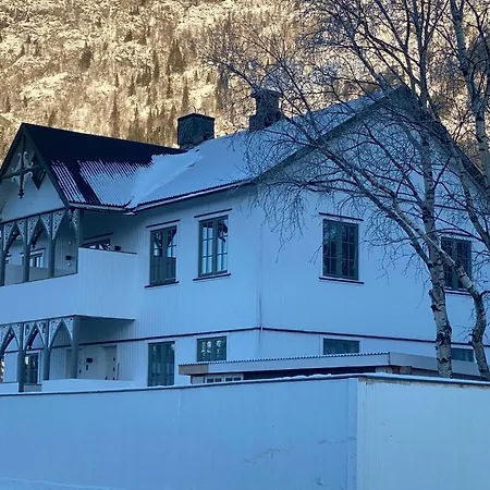 شقة Nordre Fossheim Gard *